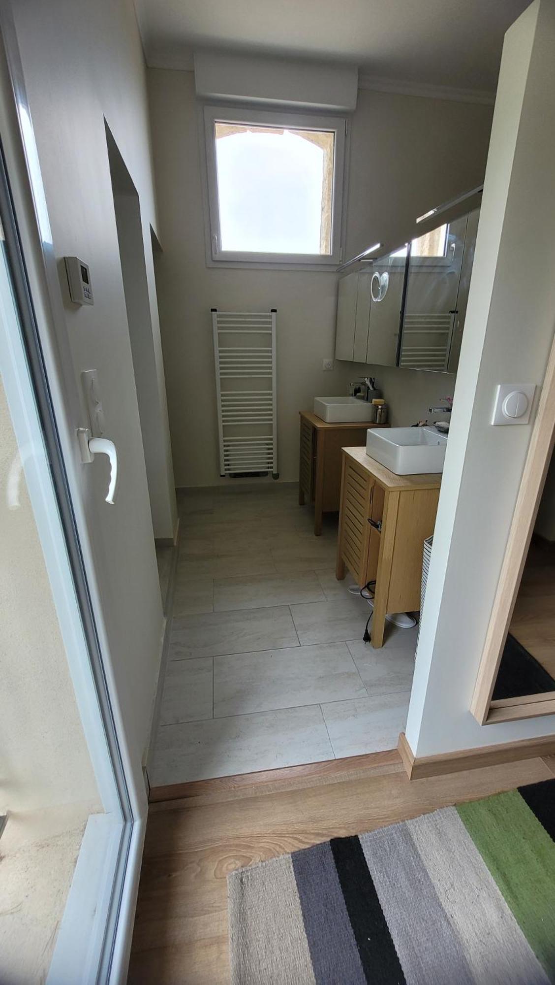 La Pinede, Logement Privatif Au Chateau Aumes Exterior foto